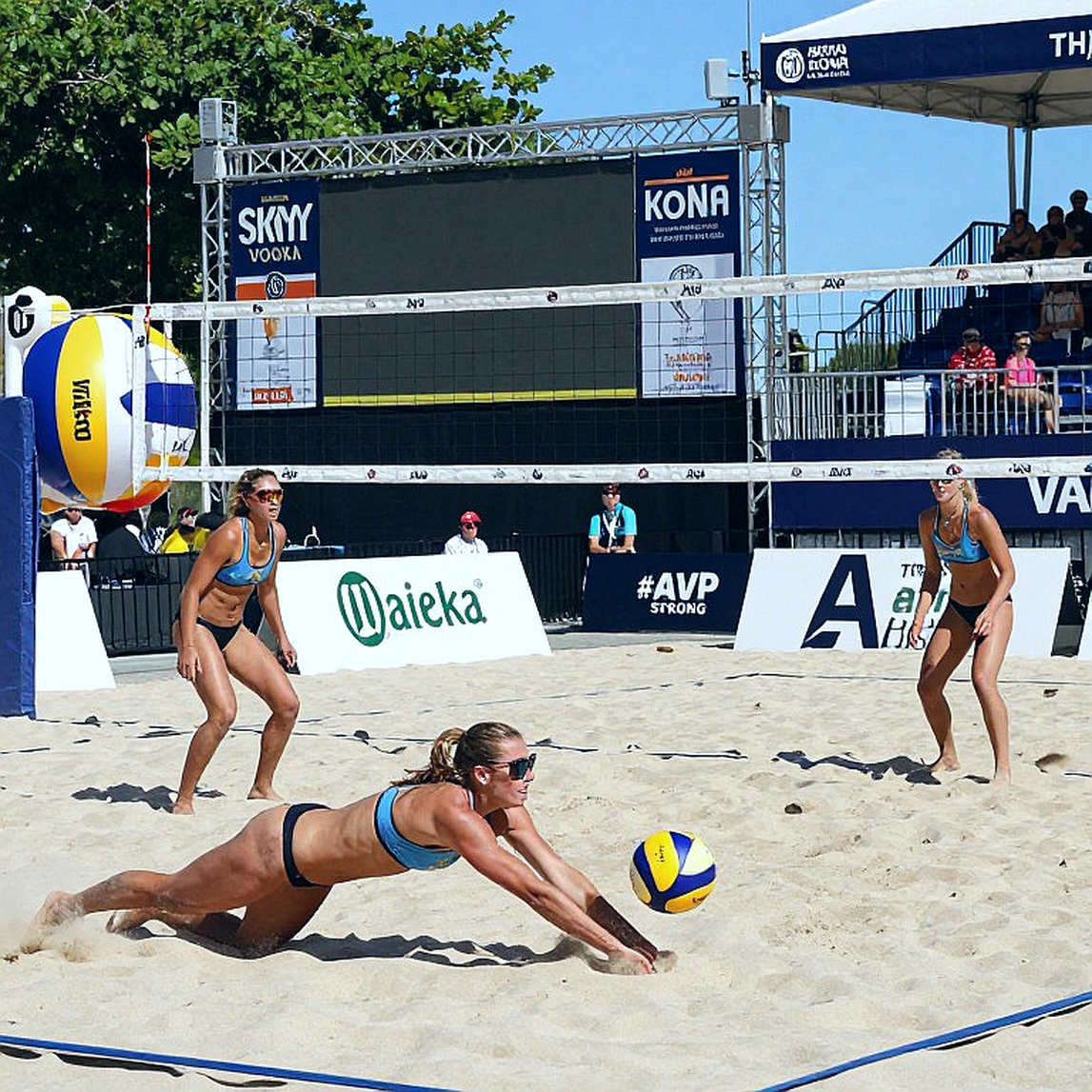 Nước cờ đổi người ở điểm 3-6: sepak takraw nữ Việt Nam vào chung kết Asiad 20