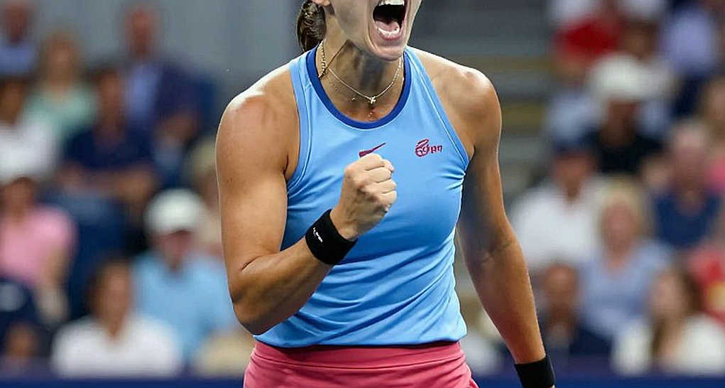 Sabalenka và cú ba liên tiếp: Khi sức mạnh gặp đúng mặt sân Sabalenka và cú ba liên tiếp: Khi sức mạnh gặp đúng mặt sân
