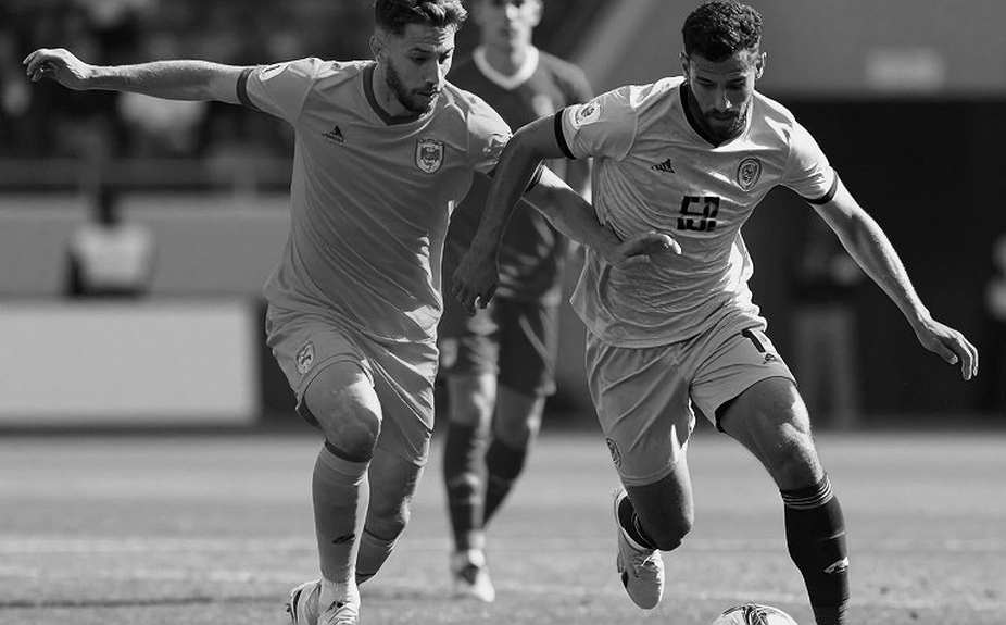 The Transfer Window Data Gate: When Does a Rumor Have Enough Evidence to Believe?