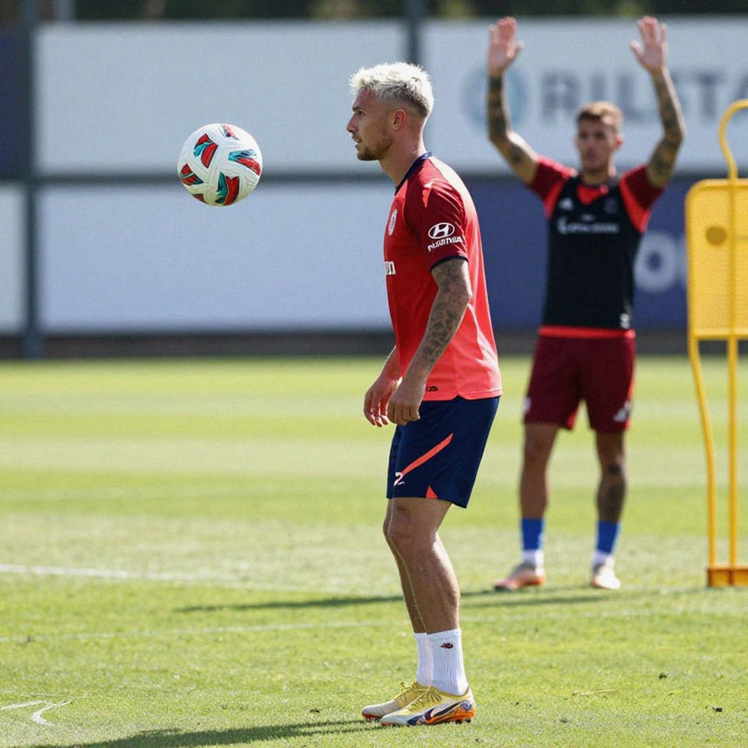 Hy Lạp chôn vùi nước Đức: Khi khối bê tông chiến thuật đánh sập tham vọng của Klopp Hy Lạp chôn vùi nước Đức: Khi khối bê tông chiến thuật đánh sập tham vọng của Klopp