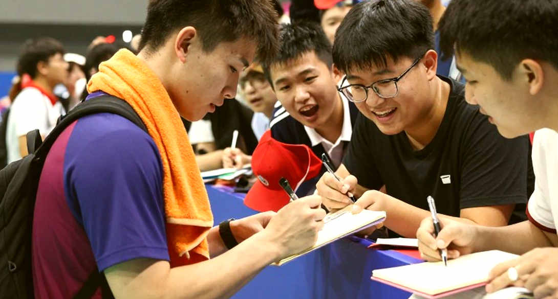 Srikanth Lội Ngược Dòng Đánh Bại Victor Lai, Satwik-Chirag Và Tanvi Sharma Gặp Khó Khăn Ở Trung Quốc Masters 2026