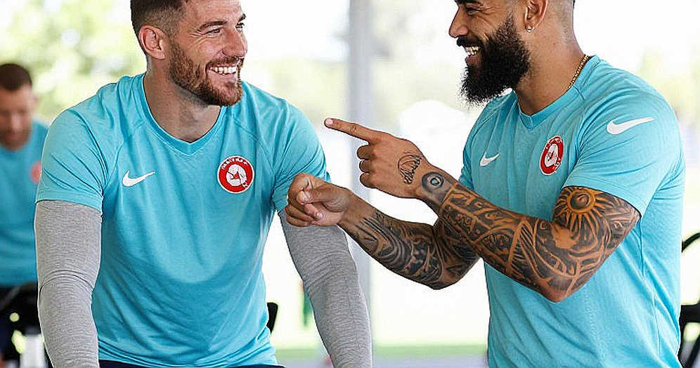 Carlos Álvarez ghi bàn đầu tiên ở Liga MX: trái bóng nảy ra từ khối hỗn loạn, và điều América thật sự mua