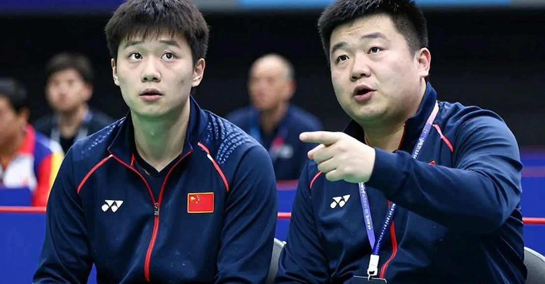 Set hai 24-22, set ba 12-21: phần sân không ai phòng bị của cầu lông đơn Việt Nam Set hai 24-22, set ba 12-21: phần sân không ai phòng bị của cầu lông đơn Việt Nam