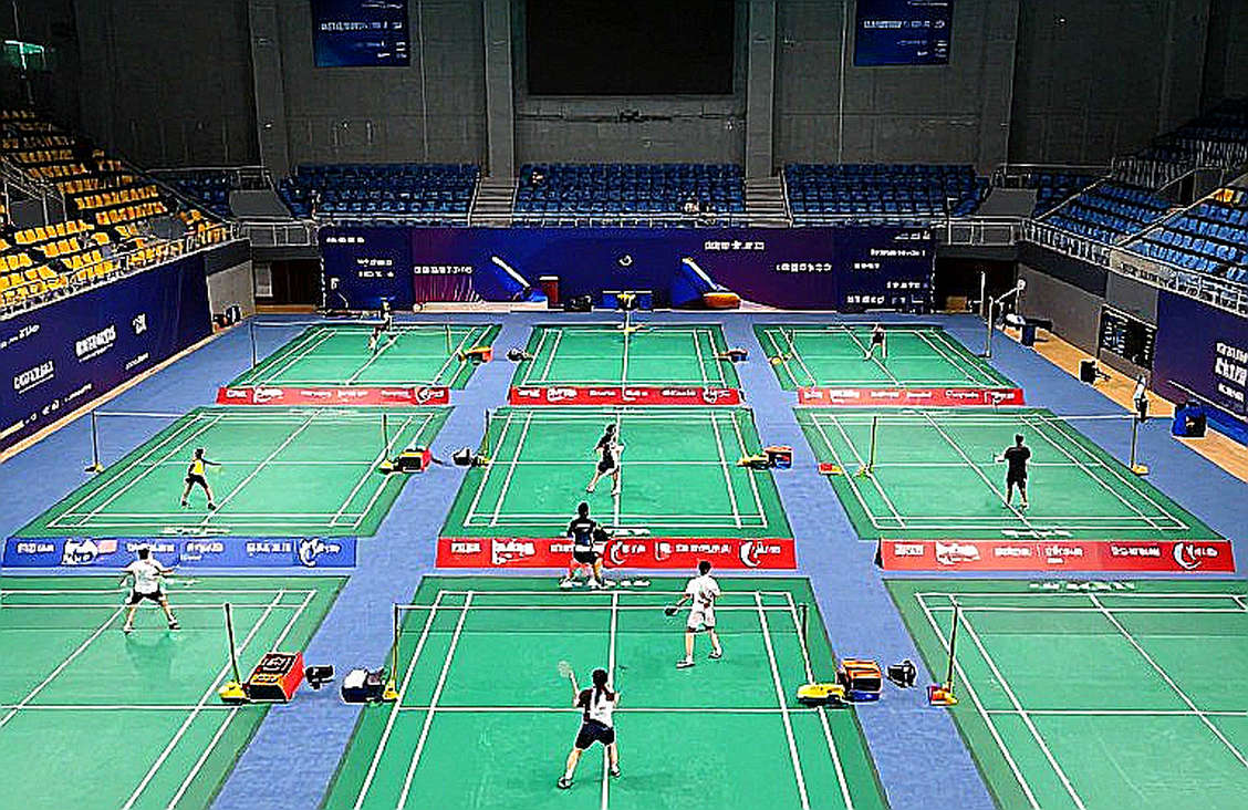 Set hai 24-22, set ba 12-21: phần sân không ai phòng bị của cầu lông đơn Việt Nam Set hai 24-22, set ba 12-21: phần sân không ai phòng bị của cầu lông đơn Việt Nam