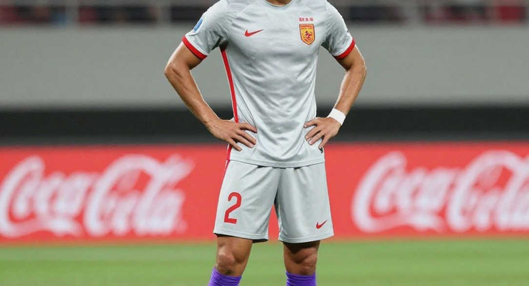 Sander Berge và lời khen của Kompany: Phiên tòa tin đồn giữa Munich