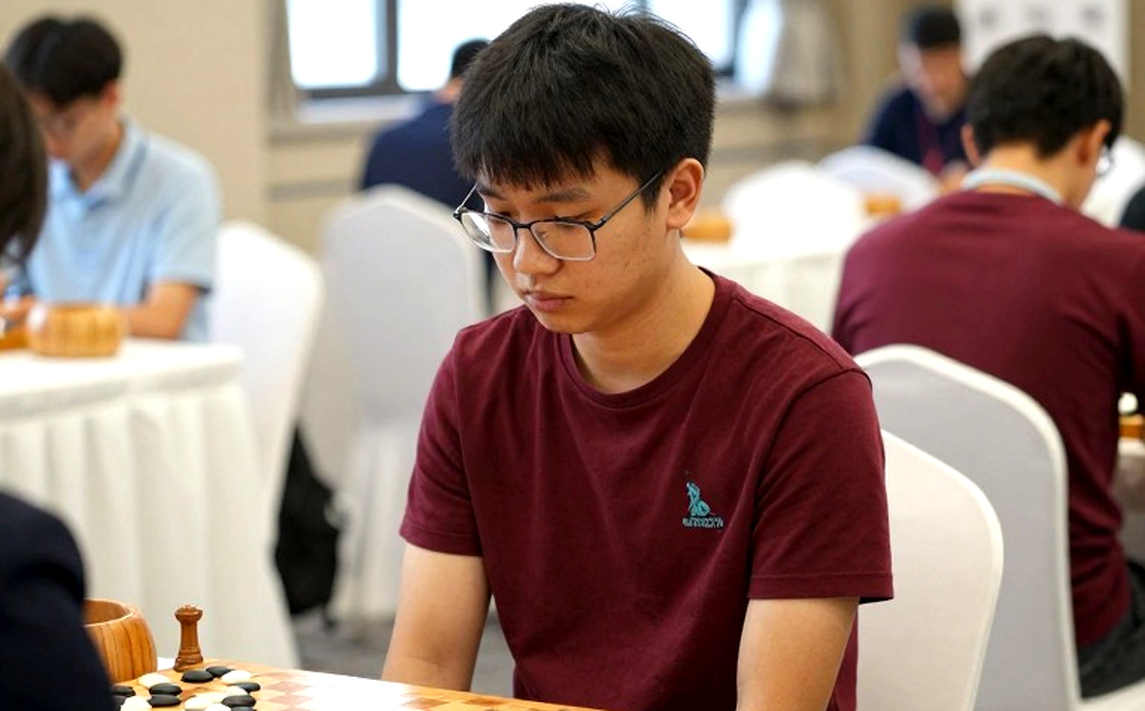 The 9...a5 Move and a Chess DVD's Promise: The Bayonet Attack Problem in the King's Indian Defense The 9...a5 Move and a Chess DVD's Promise: The Bayonet Attack Problem in the King's Indian Defense