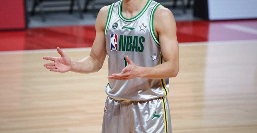 Trận giao hữu và ảo tưởng truyền thông: Khi Dario Saric 'sẵn sàng', đừng vội mừng cho Anadolu Efes Trận giao hữu và ảo tưởng truyền thông: Khi Dario Saric 'sẵn sàng', đừng vội mừng cho Anadolu Efes
