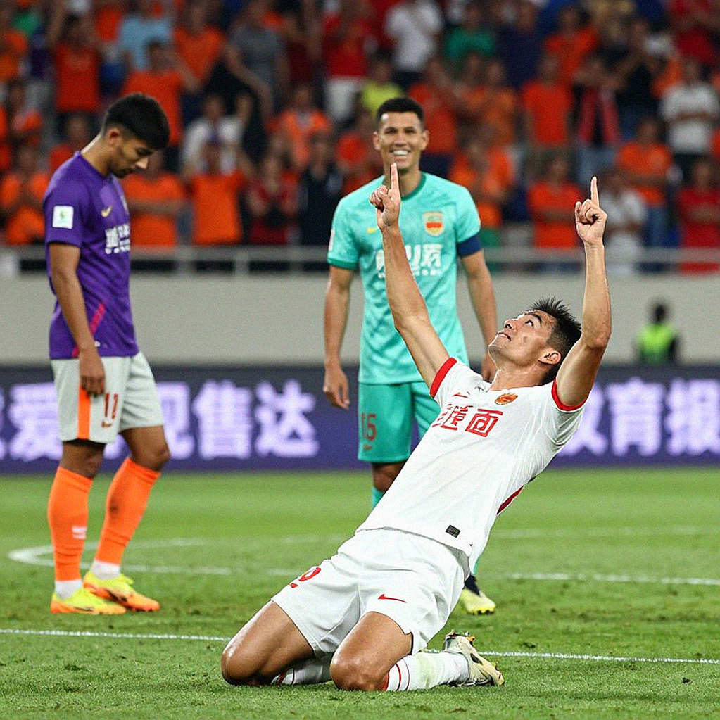 Twelve Reports, One Club: The Data Gap in Vietnamese Football Twelve Reports, One Club: The Data Gap in Vietnamese Football