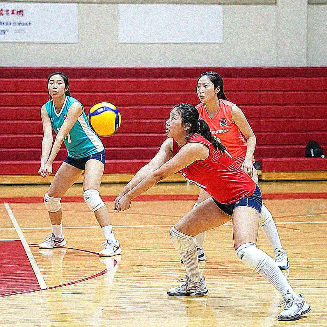 Việt Nam hạng 7 bóng chuyền nữ Asiad: thất bại 0-3 trước Indonesia và khoảng trống dữ liệu